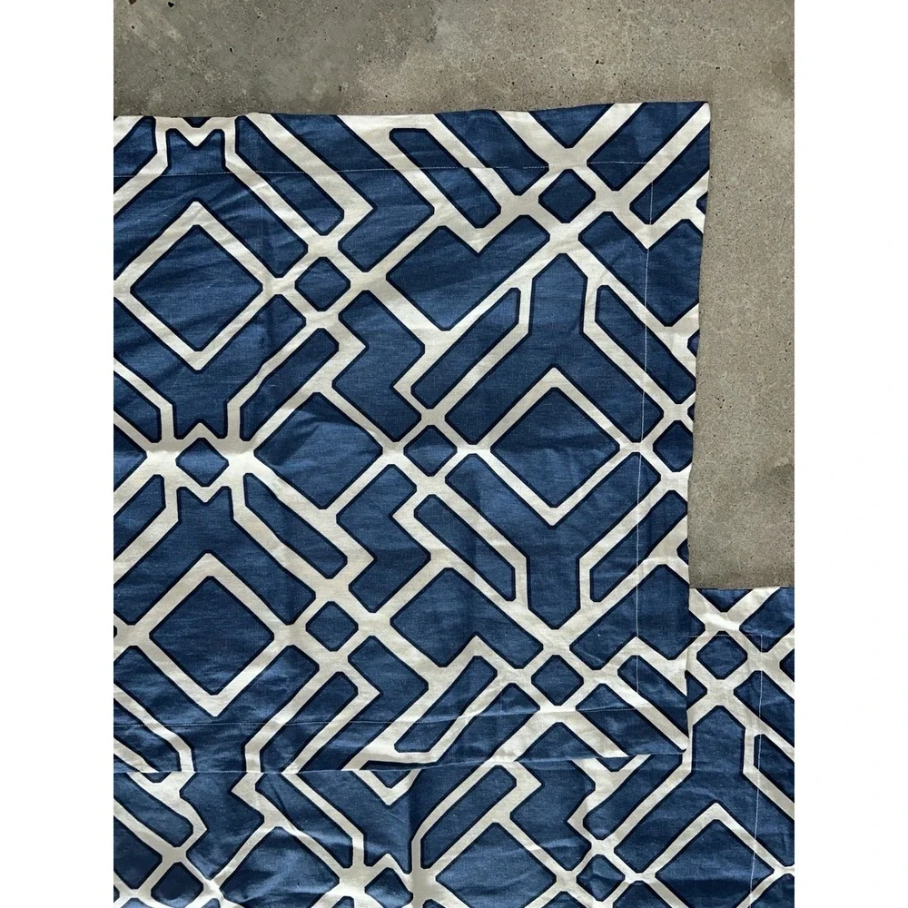 Pottery Barn Geometric Blue White Standard Sham Lot Linen Cotton Blend
